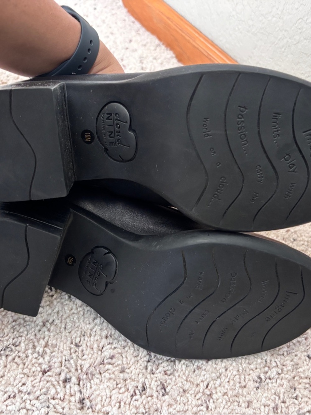 Nine West Black Women's Chunk Loafers with Block Heel 10M - Picture 6 of 9